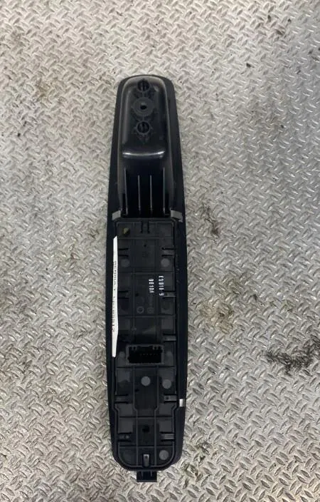 Commande lève-glace porte avant gauche Renault MEGANE III 3-5 portes (BZ0-1_, B3_) 1.5 dci (bz09, bz0d, bz1w, bz29, bz14) (2009) 5 portes occasion — photo 2