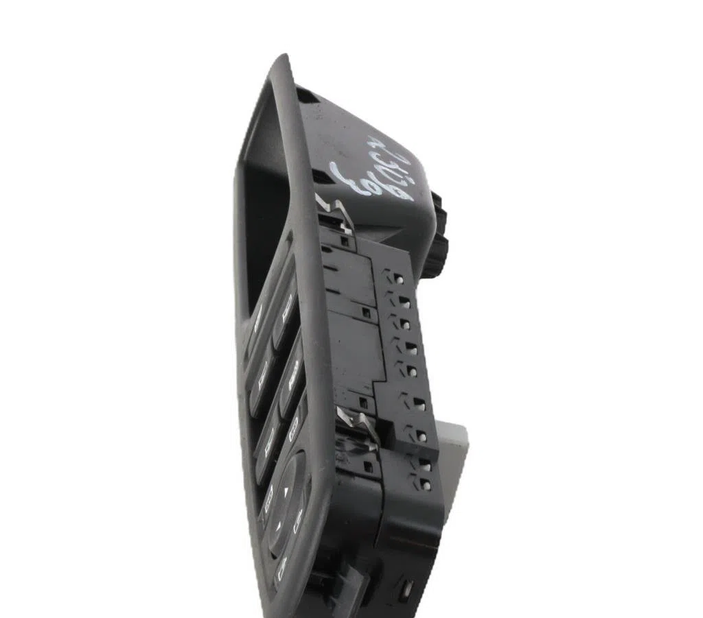 Commande lève-glace porte avant gauche Renault MEGANE III 3-5 portes (BZ0-1_, B3_) 1.5 dci (bz09, bz0d, bz1w, bz29, bz14) (2009) 5 portes occasion — photo 2