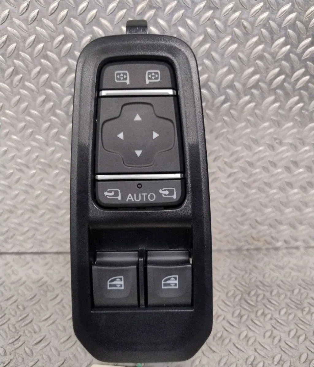 Commande lève-glace porte avant gauche Renault TRAFIC III Camionnette (FG_) 1.6 dci 125 (fgmh) (2015) occasion
