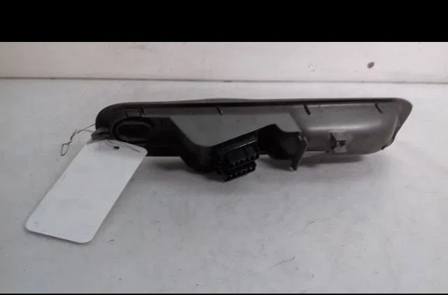 Commande lève-glace porte avant gauche Renault TWINGO I (C06_) 1.2 (c066, c068) (1996-2007) 3 portes occasion