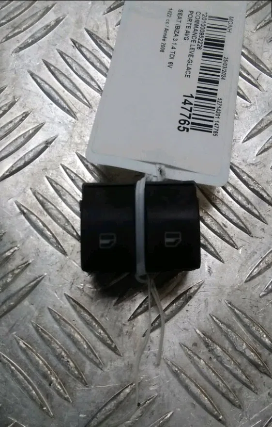 Commande lève-glace porte avant gauche Seat IBIZA III (6L1) 1.4 tdi (2002-2005) occasion — photo 3