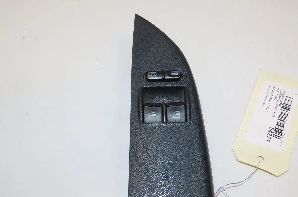 Commande lève-glace porte avant gauche Skoda FABIA I (6Y2) 1.2 (2001-2007) occasion