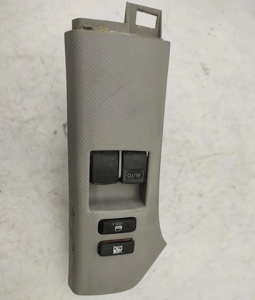 Commande lève-glace porte avant gauche TOYOTA YARIS 2 PHASE 1 occasion