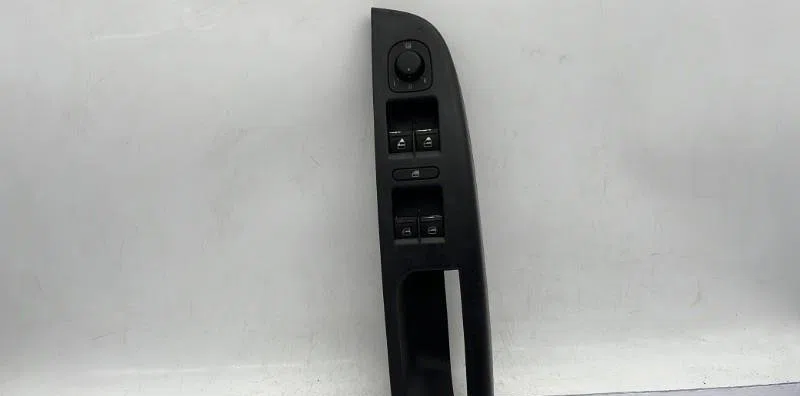Commande lève-glace porte avant gauche VOLKSWAGEN GOLF 5 occasion — photo 2