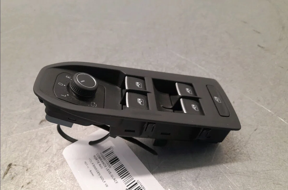 Commande lève-glace porte avant gauche Volkswagen GOLF VIII (CD1) 1.0 etsi (2020) occasion — photo 2