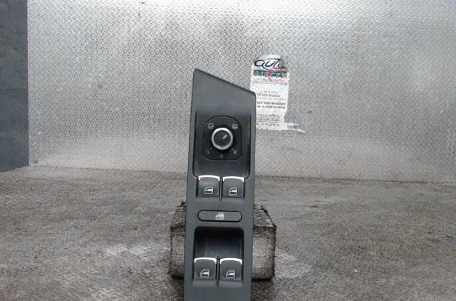 Commande lève-glace porte avant gauche VOLKSWAGEN PASSAT 6  PASSAT 6 occasion — photo 2