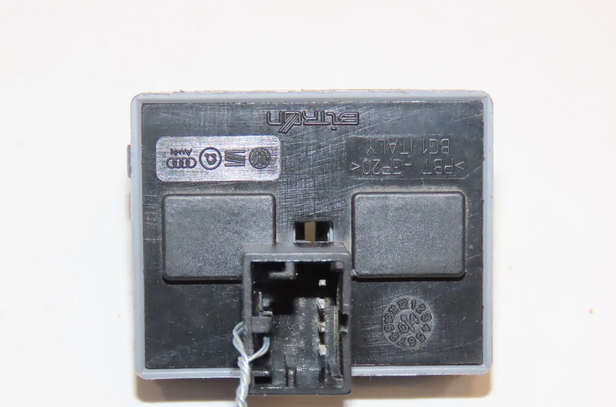 Commande lève-glace porte avant gauche Volkswagen POLO (9N_, 9A_) 1.2 12v (2001-2007) 5 portes occasion — photo 2