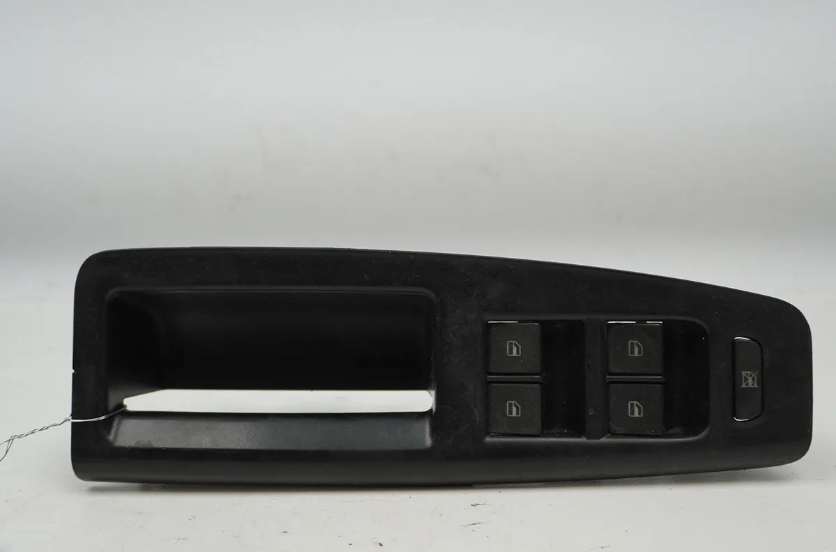 Commande lève-glace porte avant gauche Volkswagen POLO (9N_, 9A_) 1.4 16v (2001-2008) occasion