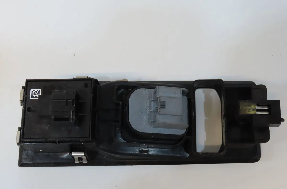 Commande lève-glace porte avant gauche VOLKSWAGEN TRANSPORT 2020 occasion — photo 2