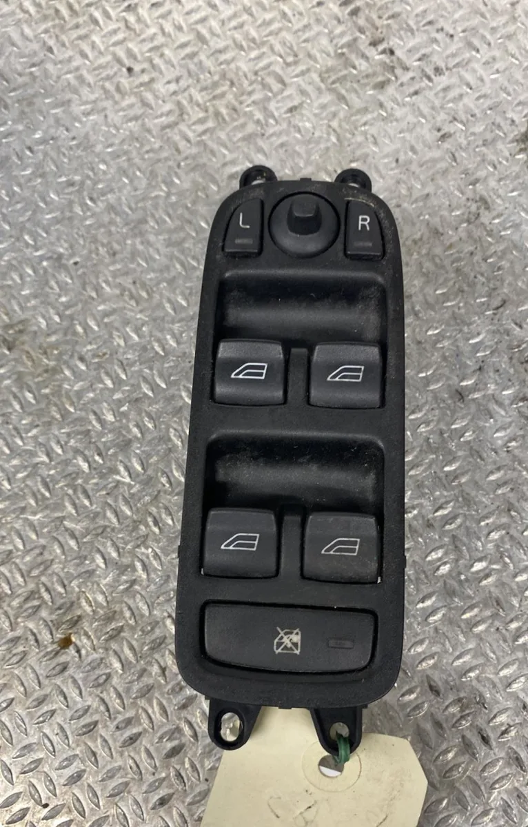 Commande lève-glace porte avant gauche VOLVO S 40 2 PHASE 1 occasion