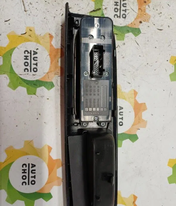Commande lève-glace porte avant gauche VOLVO V 50 PHASE 1 BREAK occasion
