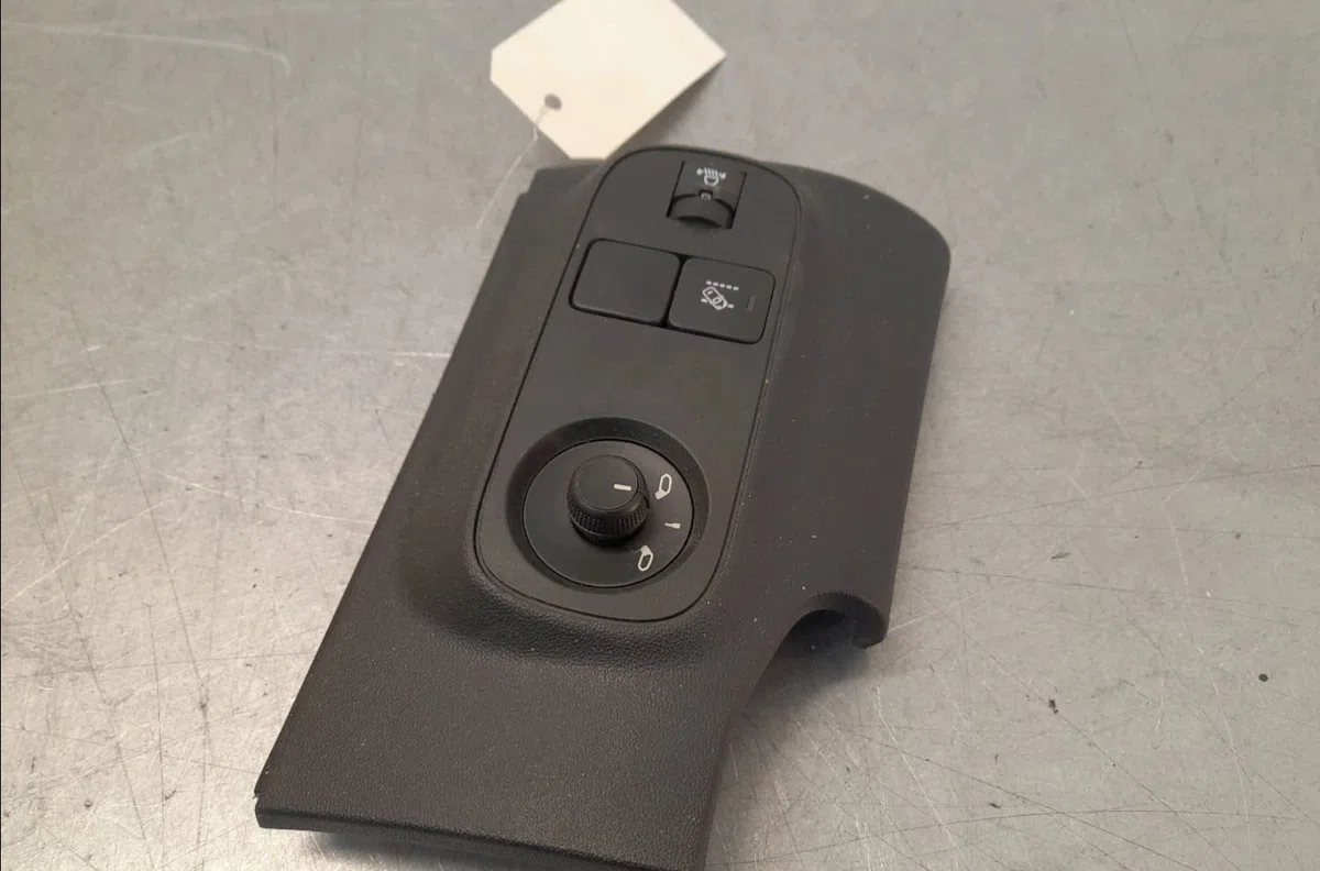 Commande retroviseur exterieur electrique gauche Citroën C3 III (SX) 1.2 puretech 82 (2018) 5 portes occasion — photo 2