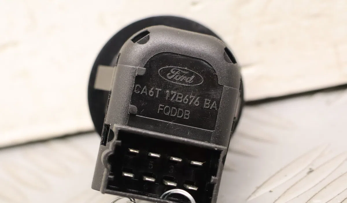 Commande rétroviseurs extérieures électriques Ford KA III (UK, FK) 1.2 (2016) occasion — photo 2