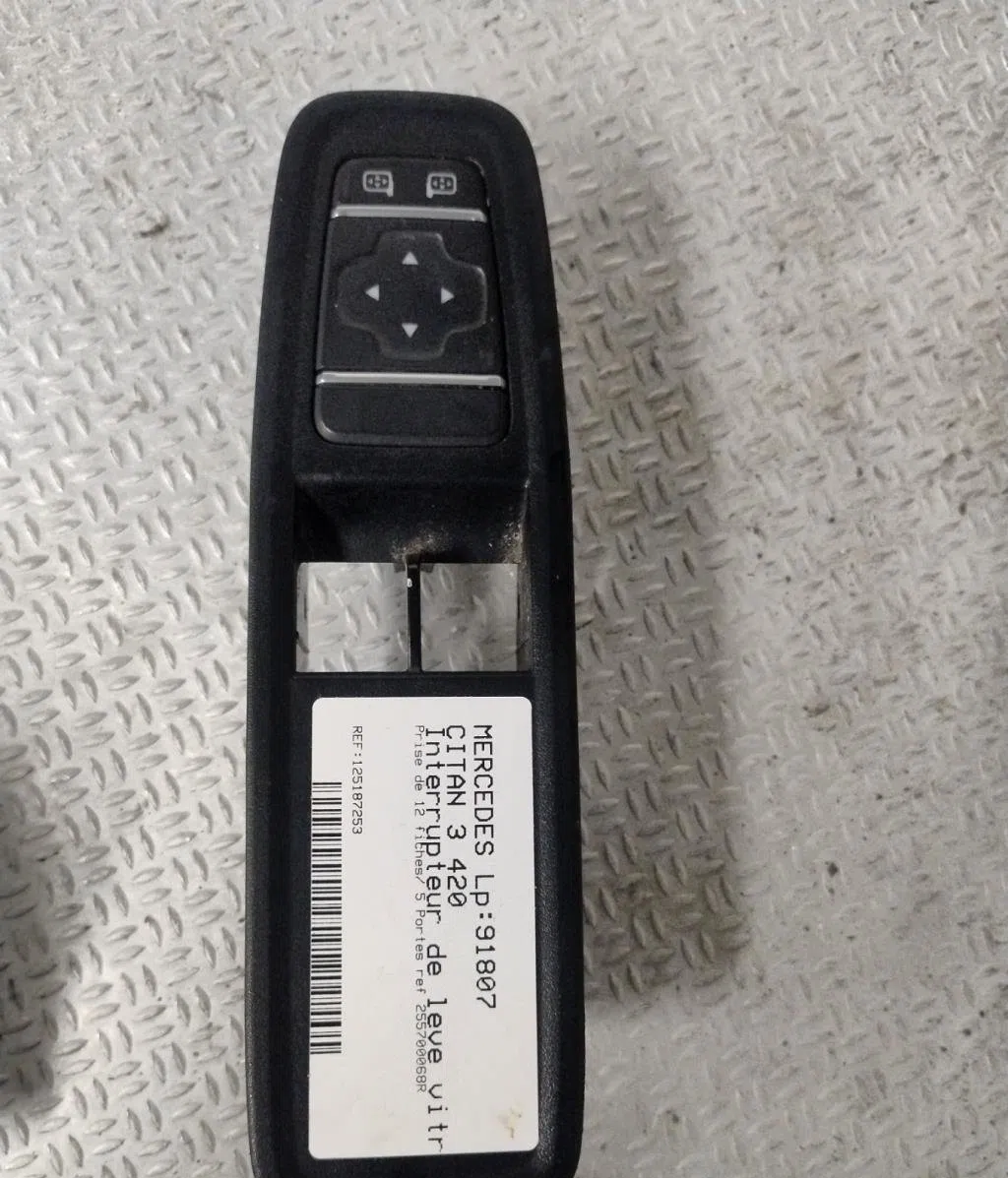 Commande rétroviseurs extérieures électriques MERCEDES CITAN 3 420  CITAN 3 420 occasion — photo 3