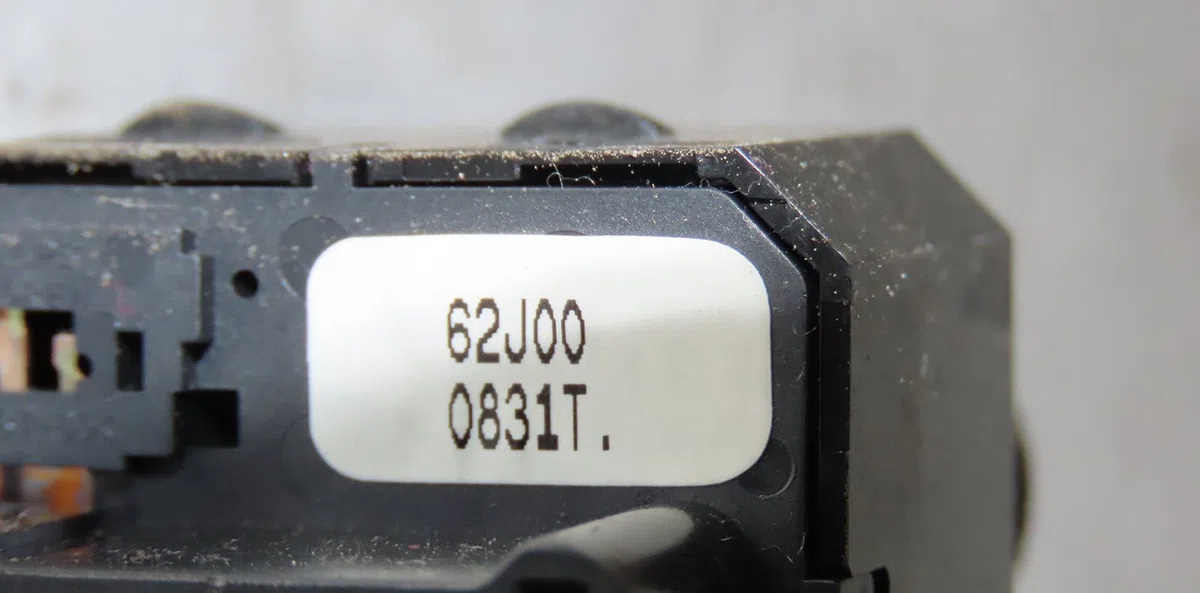 Commande rétroviseurs extérieures électriques Opel AGILA (B) (H08) 1.0 (f68) (2008-2011) occasion — photo 2