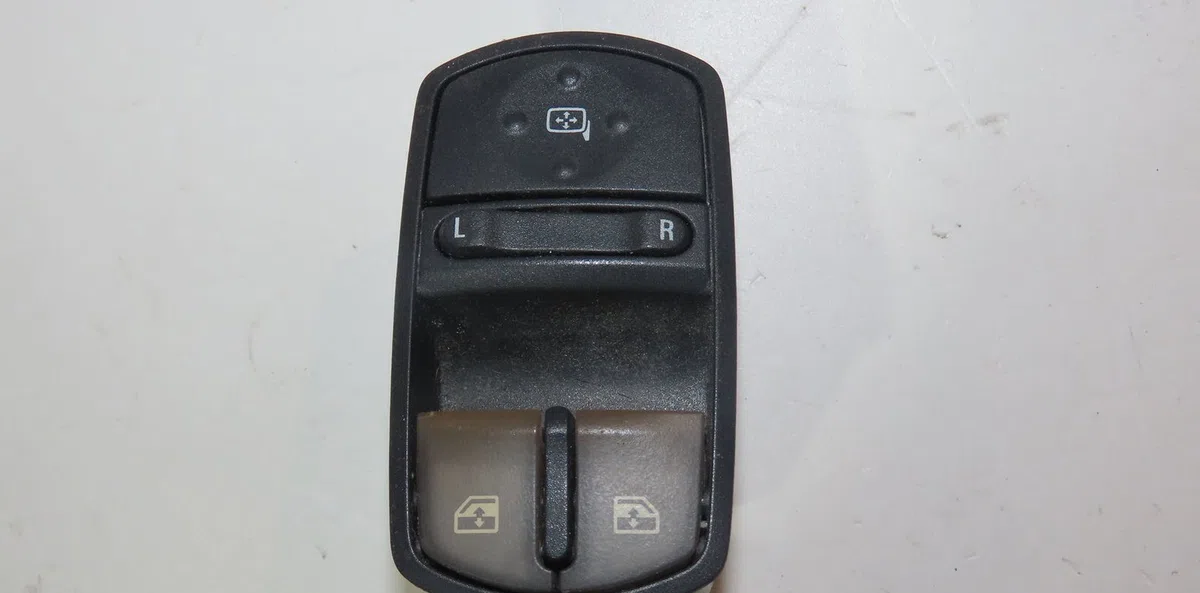 Commande rétroviseurs extérieures électriques Opel CORSA D (S07) 1.3 cdti (l08, l68) (2006-2014) 3 portes occasion — photo 3