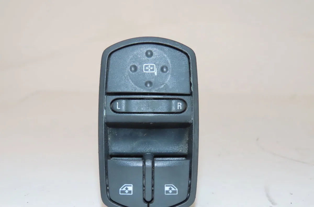 Commande rétroviseurs extérieures électriques Opel CORSA D (S07) 1.3 cdti (l08, l68) (2006-2014) 5 portes occasion — photo 3