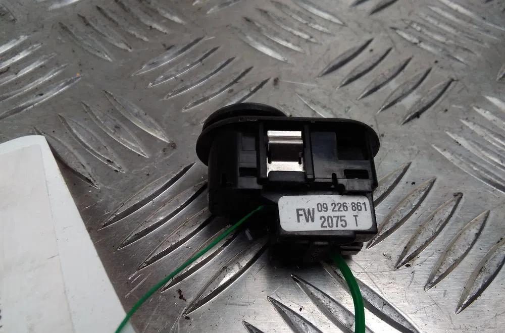 Commande rétroviseurs extérieures électriques Opel MERIVA A Monospace (X03) 1.7 cdti (e75) (2003-2010) occasion — photo 2
