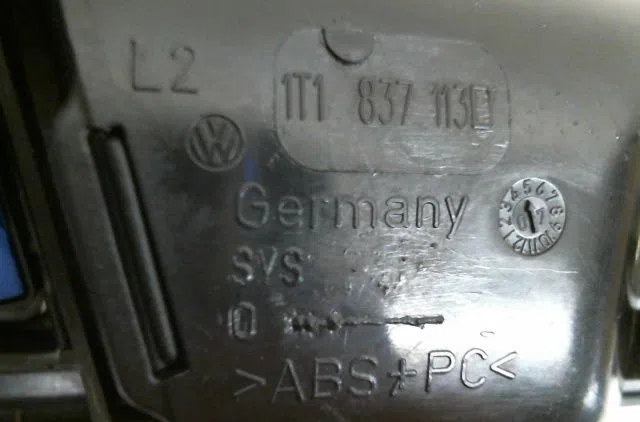 Commande rétroviseurs extérieures électriques Volkswagen TOURAN (1T1, 1T2) 2.0 tdi 16v (2003-2010) 5 portes occasion — photo 3