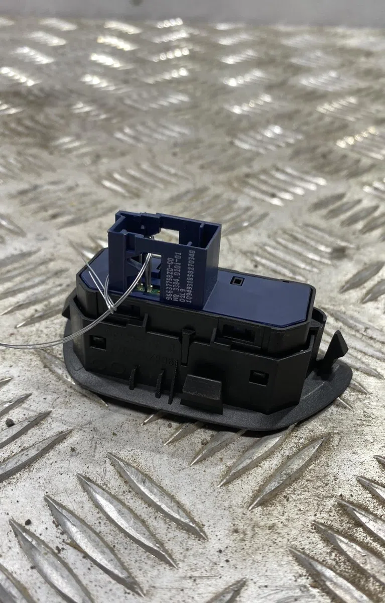 Commande toit ouvrant CITROEN C5 2 occasion — photo 2