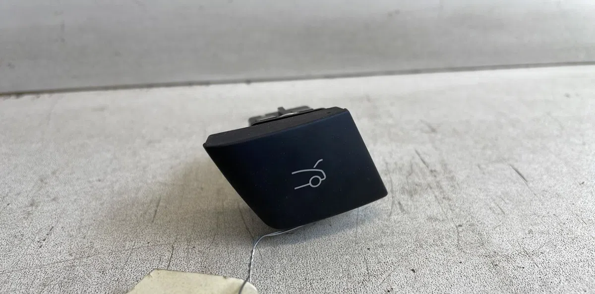 Commande toit ouvrant Ds DS 5 (KF_) 1.6 bluehdi 120 (2015-2018) 5 portes occasion — photo 2