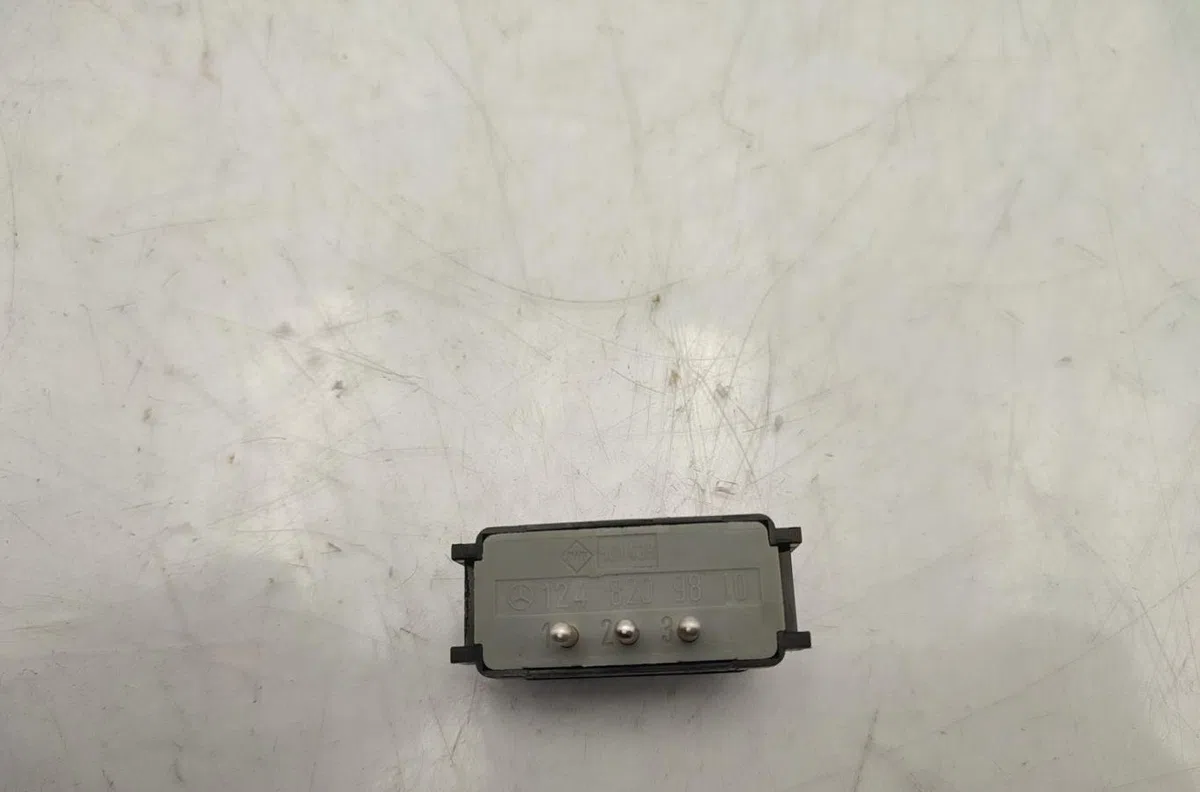 Commande toit ouvrant MERCEDES 300 W124 PHASE 1 occasion