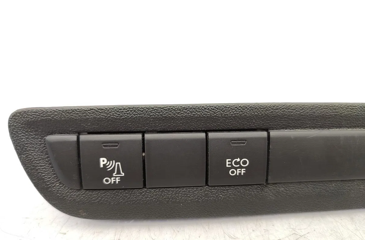 Commande toit ouvrant PEUGEOT 2008 1 PHASE 1 occasion — photo 4
