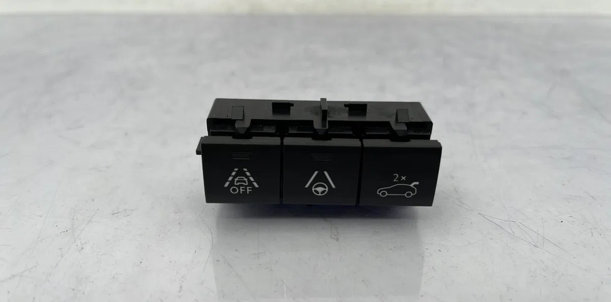 Commande toit ouvrant PEUGEOT 3008 2 PHASE 2 occasion — photo 2