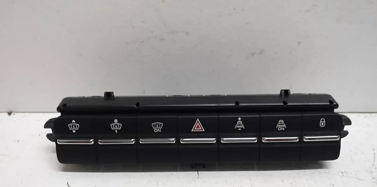 Commande toit ouvrant Peugeot 5008 (0U_, 0E_) 2.0 hdi 150 - bluehdi 150 (2009-2017) 5 portes occasion