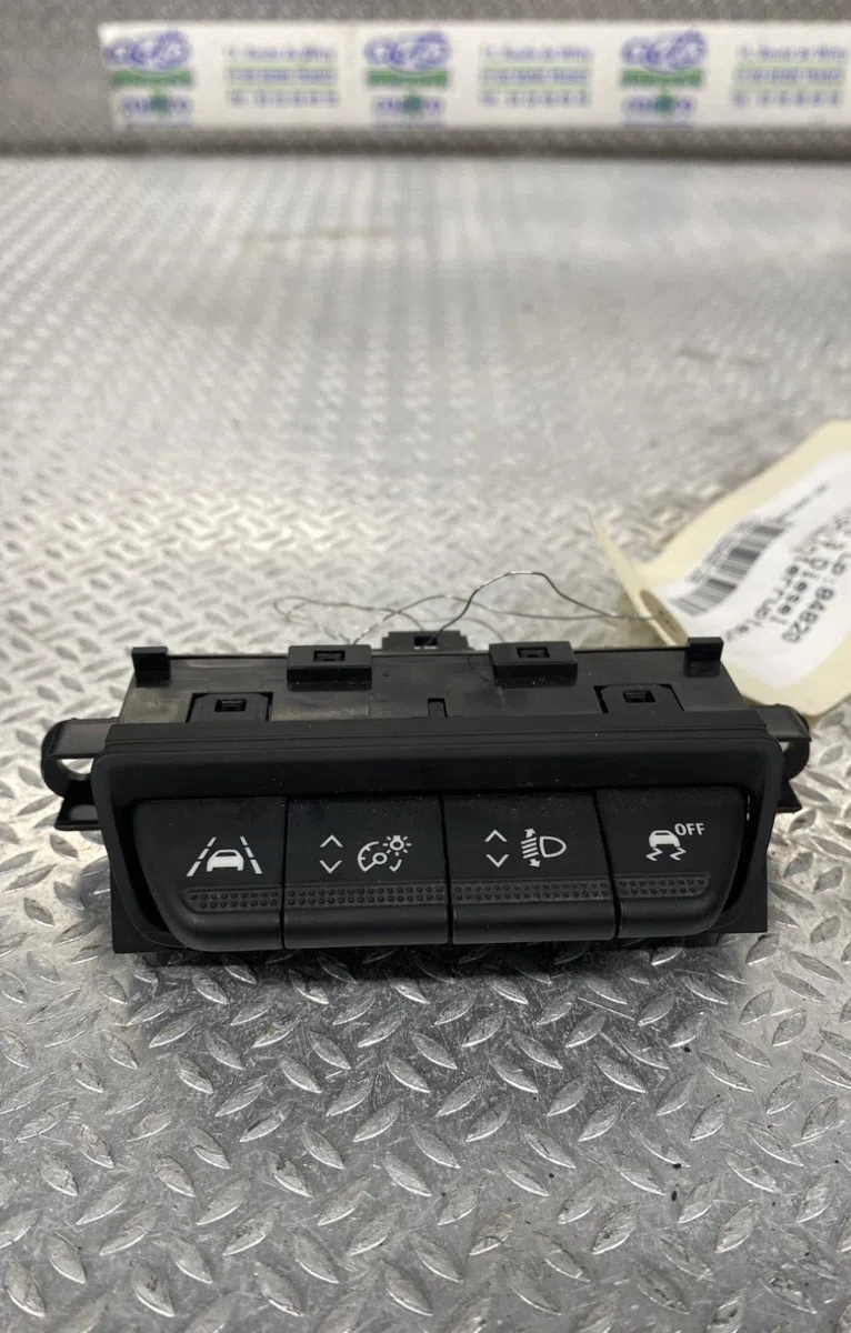 Commande toit ouvrant RENAULT KANGOO 3  KANGOO 3 occasion — photo 4