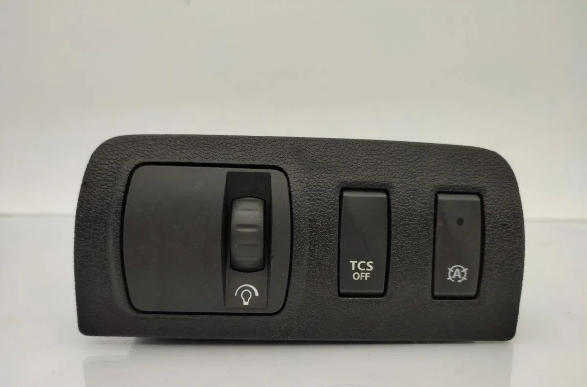 Commande toit ouvrant RENAULT SCENIC 3 PHASE 3 occasion — photo 4