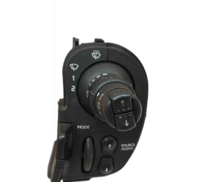 COMMODO ESSUIE GLACE RENAULT MODUS I 7701060097 — photo 2