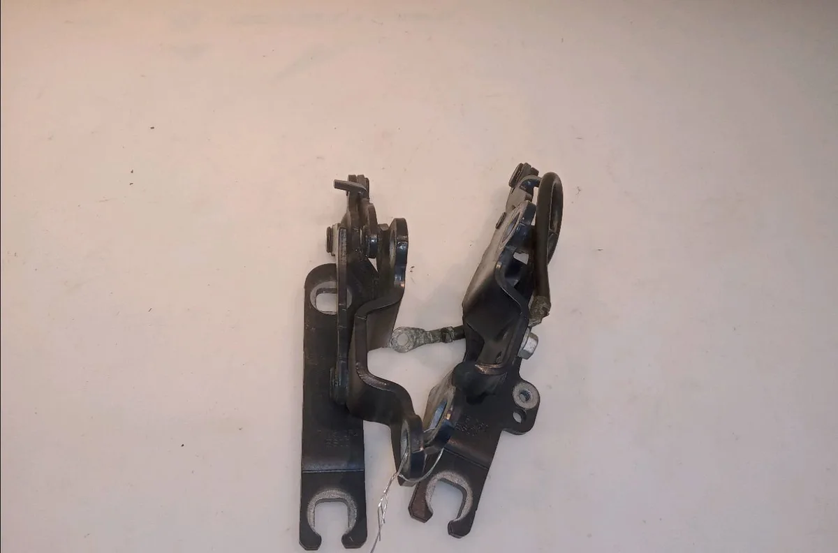 Compas d capot Bmw 3 Touring (E91) 318 d (2005-2007) occasion