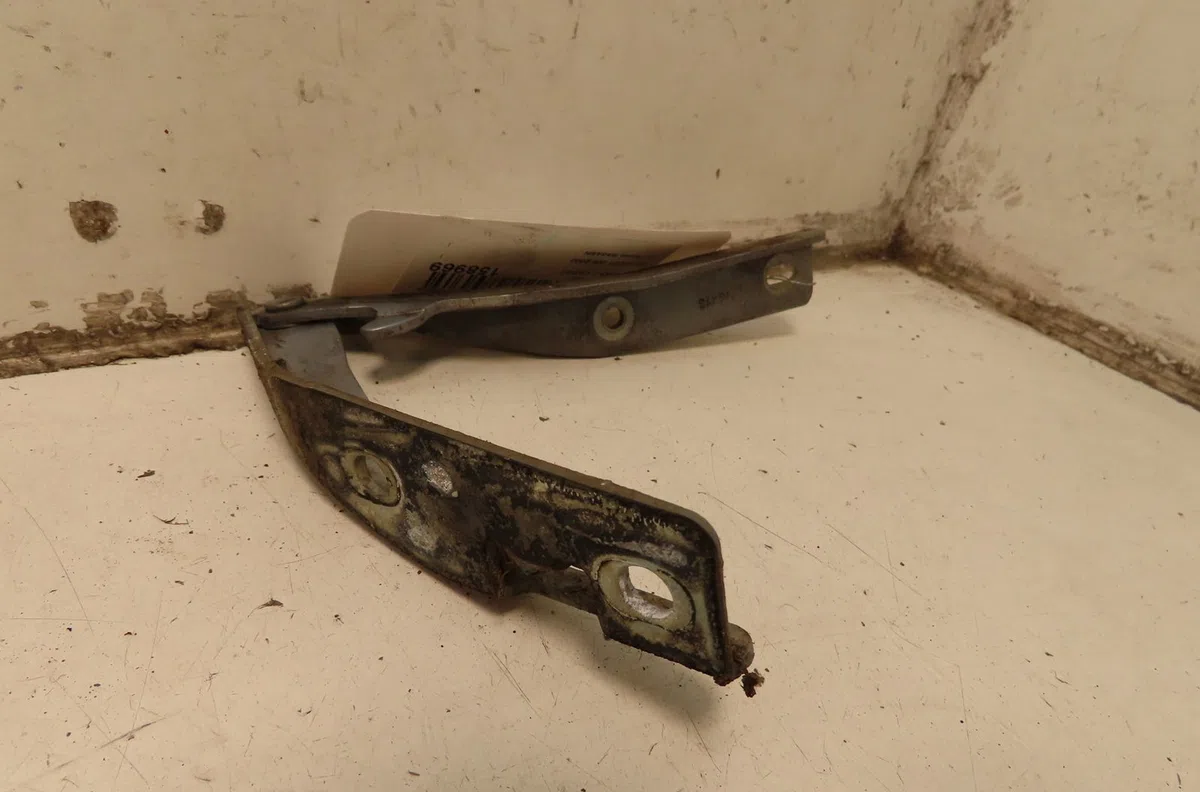 Compas d capot Peugeot 206 3-5 portes (2A-C) 1.1 i (1998-2007) occasion — photo 2