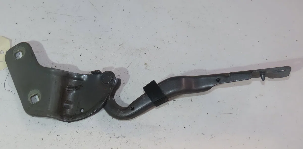 Compas d capot RENAULT CLIO III 1.5 DCI 85ch occasion — photo 2