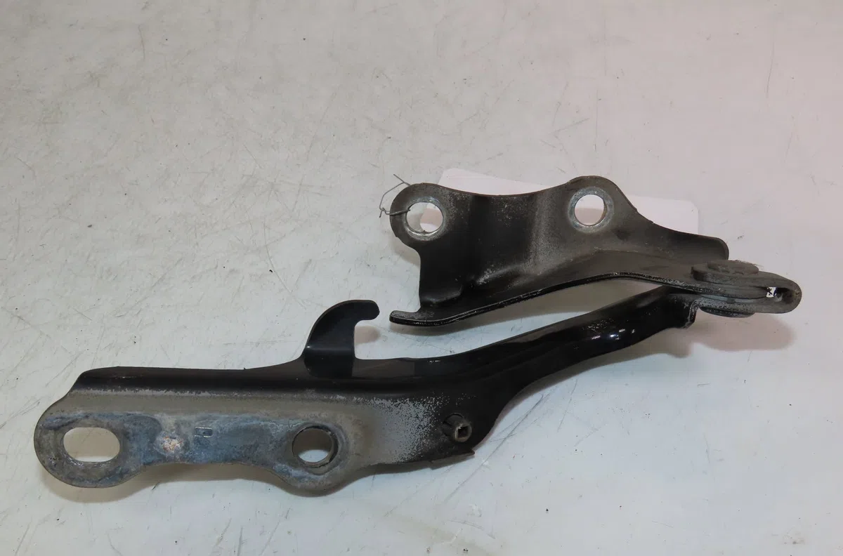 Compas d capot Toyota RAV 4 II (_A2_) 2.0 4wd (aca21, aca20) (2000-2005) occasion — photo 2