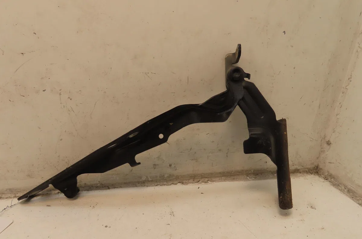 Compas d capot Volvo V60 I (155) D4 (2013-2015) occasion