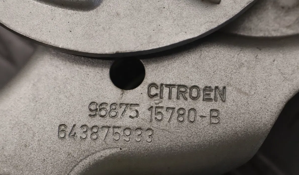 Compas g capot Citroen C4 II (NC_) 1.4 vti 95 (2009) occasion — photo 2