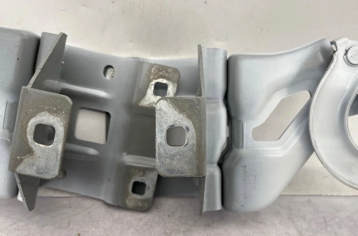 Compas g capot DACIA SANDERO 3 occasion — photo 3