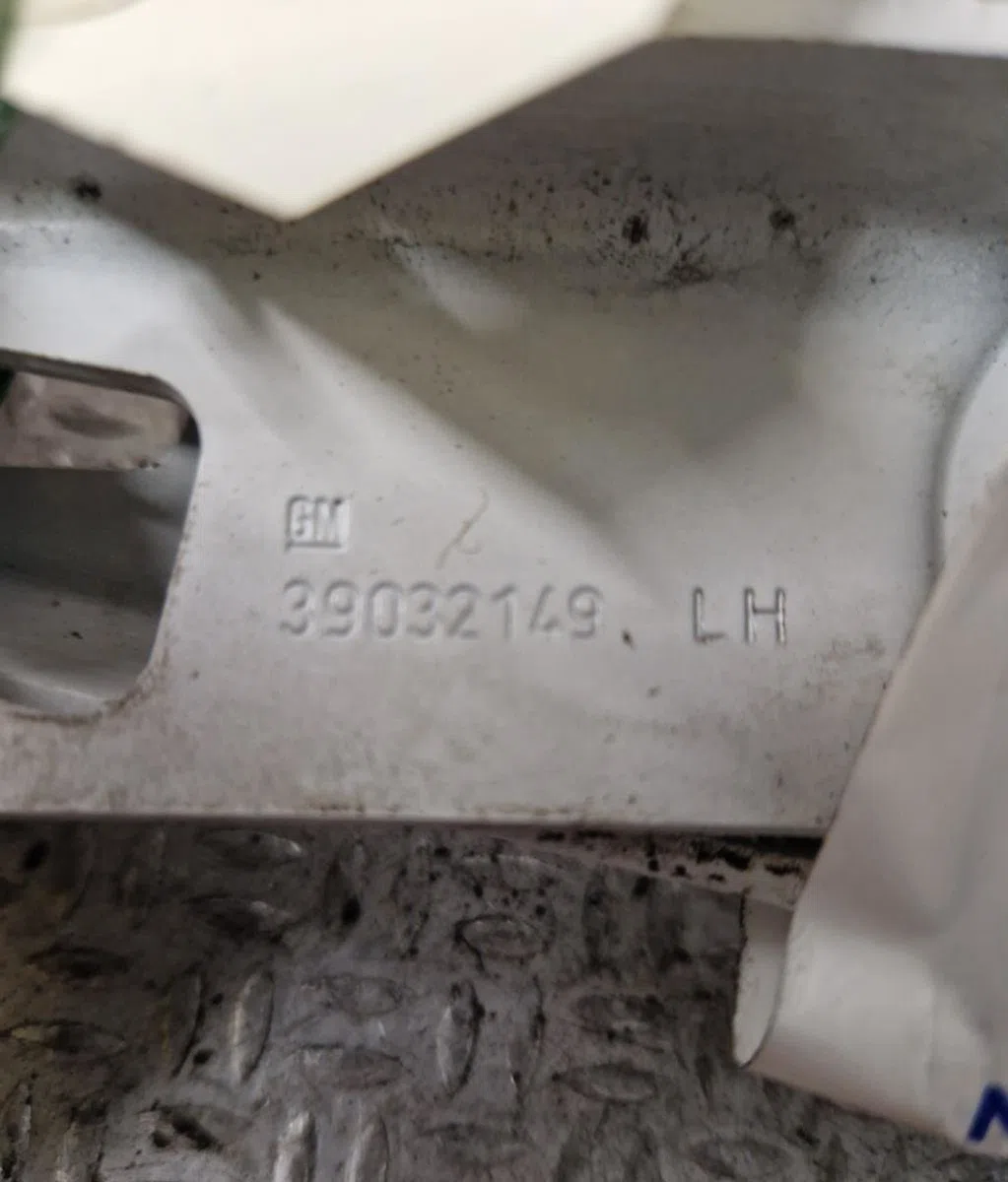 Compas g capot Opel ASTRA K (B16) 1.6 cdti (68) (2015) occasion