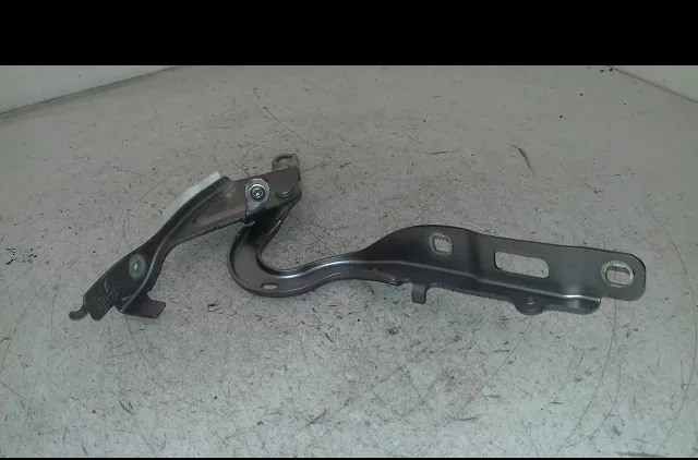Compas g capot Opel CORSA F 1.2 (68) (2019) occasion