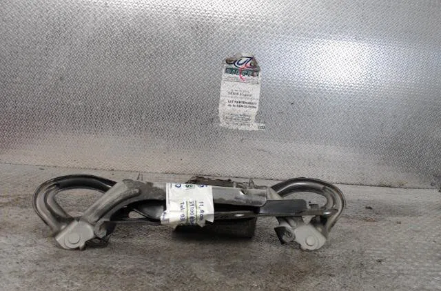 Compas g capot PEUGEOT 207  207 PHASE 1 BREAK occasion