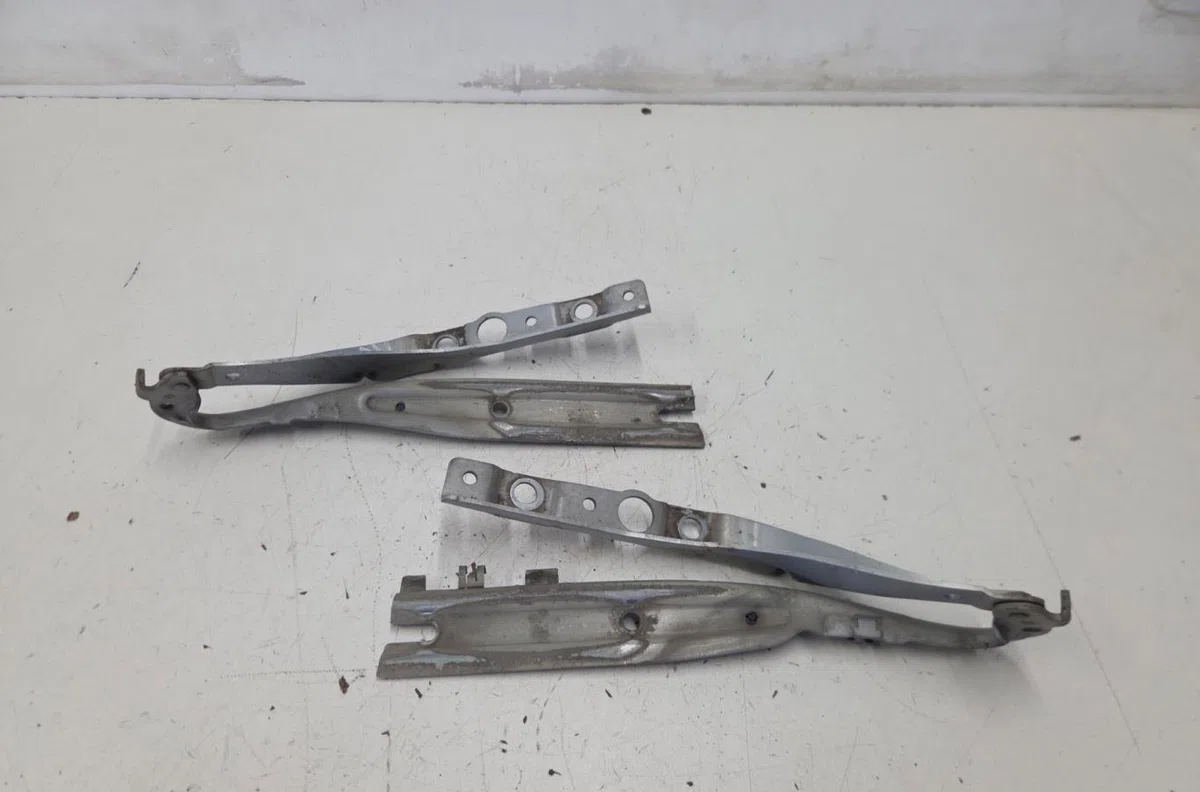 Compas g capot PEUGEOT 407 PHASE 1 occasion