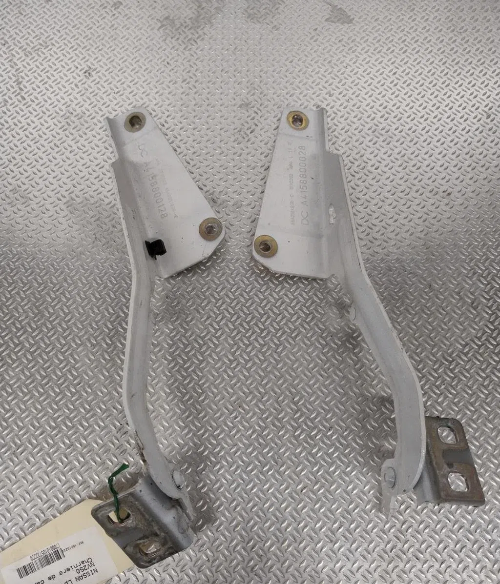 Compas g capot Renault KANGOO Express (FW0-1_) 1.5 dci 75 (fw07, fw10, fw04) (2010) 4 portes occasion — photo 2