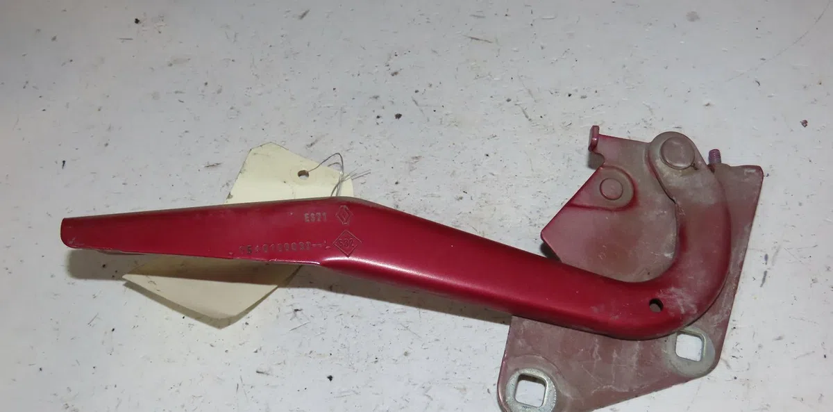 Compas g capot Renault MEGANE III 3-5 portes (BZ0-1_, B3_) 1.9 dci (bz0n, bz0j) (2008) occasion — photo 3