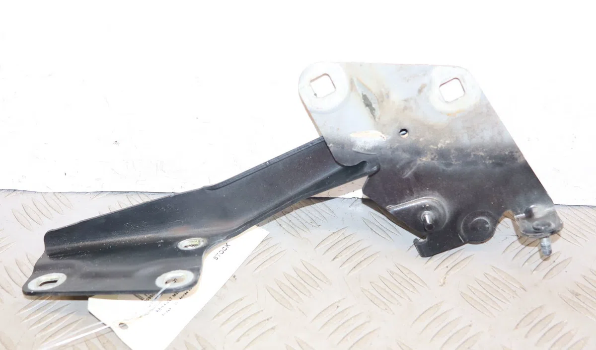 Compas g capot Renault MEGANE III Coupé (DZ0-1_) 1.9 dci (dz0n, dz0j, dz1j, dz1k) (2008-2015) occasion — photo 3