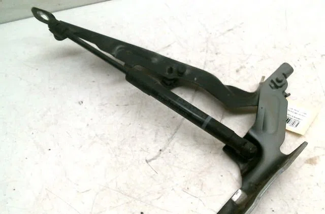 Compas g capot Volvo V60 I (155) D3 - d4 (2010-2014) occasion — photo 2