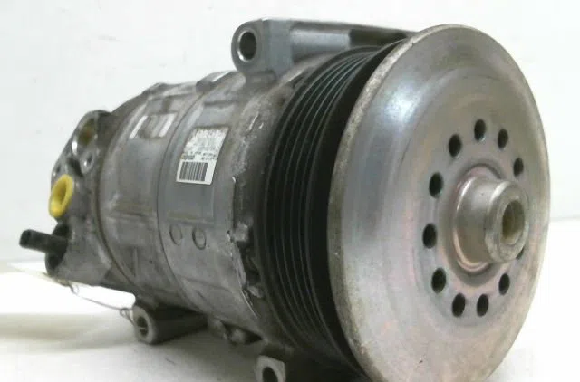 Compresseur air conditionne Alfa romeo MITO (955_) 1.4 turbo multiair (955axm1a, 955axr11) (2009-2014) occasion — photo 2