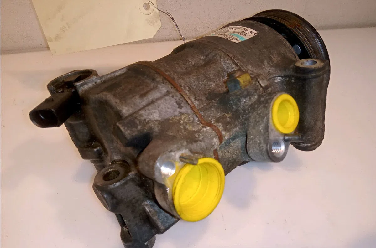Compresseur air conditionne Audi A1 (8X1, 8XK) 1.2 tfsi (2010-2015) occasion — photo 2