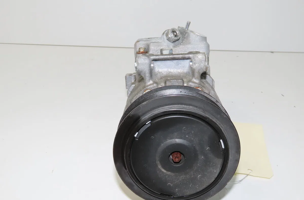 Compresseur air conditionne AUDI Q3 2014 occasion — photo 2